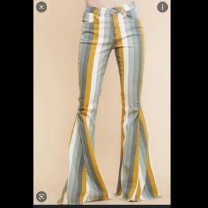 Bell Bottom/ Wide Leg Jeans